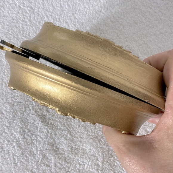 Vintage Floral Oval Wall Art Set W Gold Tone Chunky Frames x2 - Picture 7 of 9